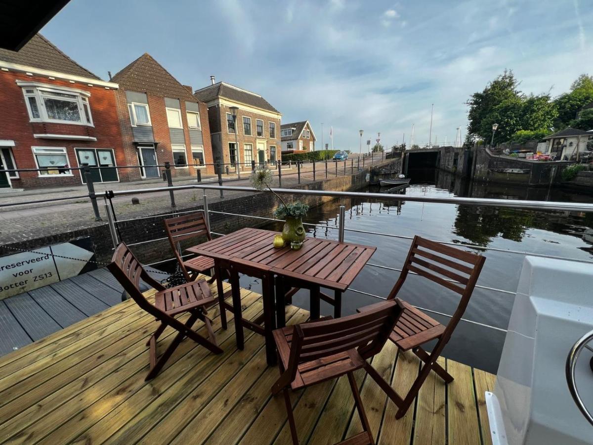 New Houseboat 2 Bedrooms Zwartsluis Extérieur photo