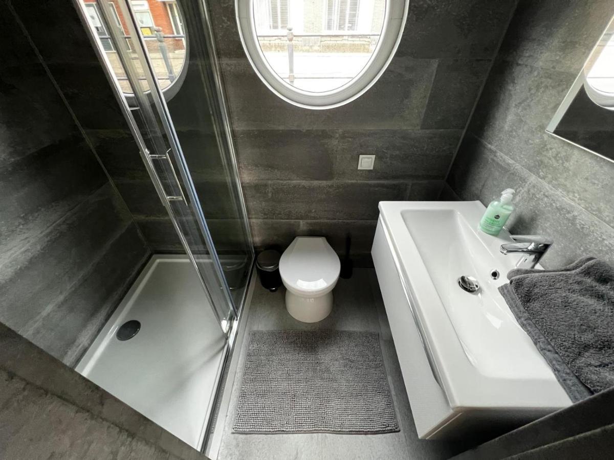 New Houseboat 2 Bedrooms Zwartsluis Extérieur photo