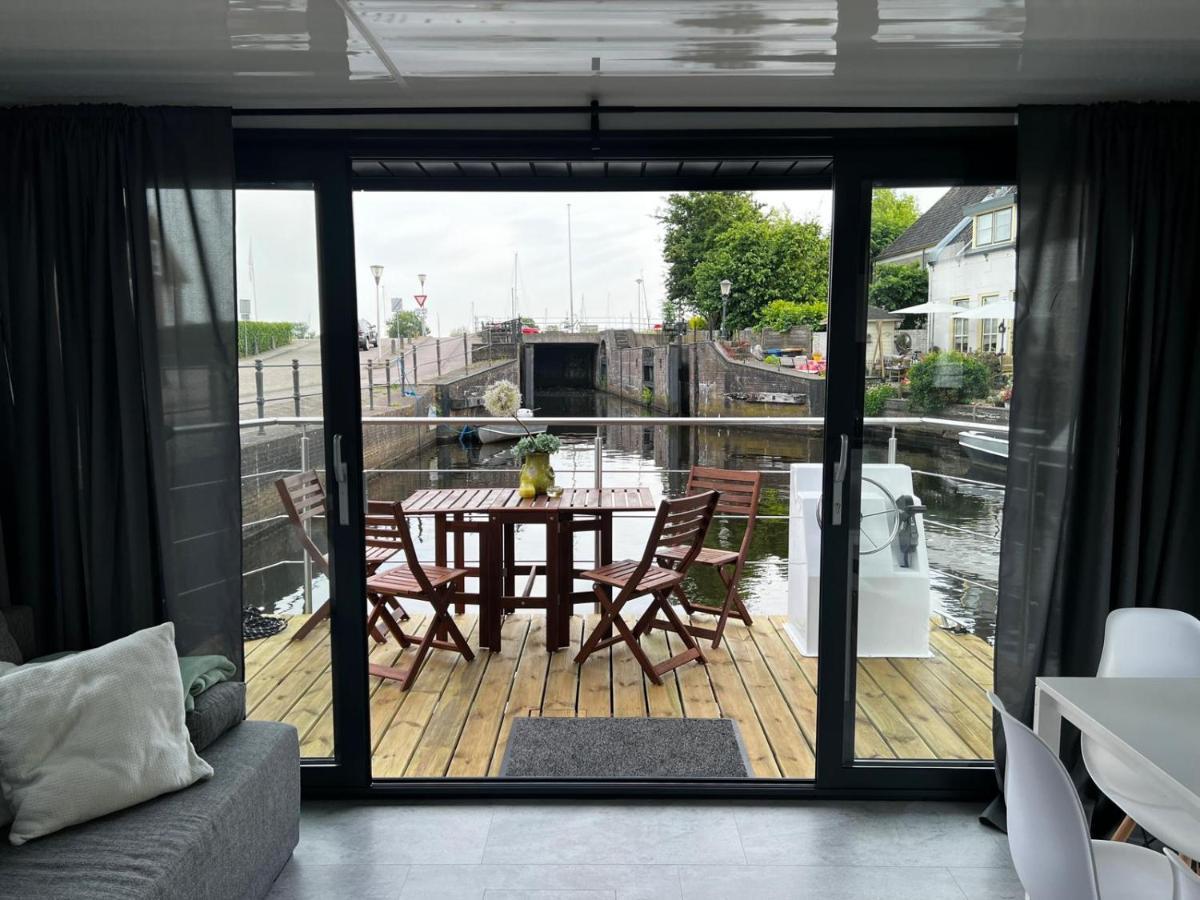 New Houseboat 2 Bedrooms Zwartsluis Extérieur photo